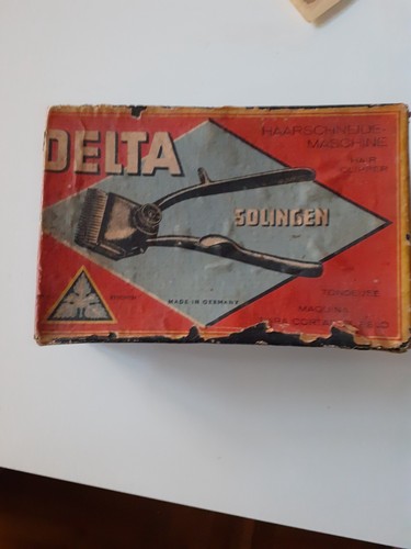Alte haarschneidemaschine mit - haarschneidemaschine,